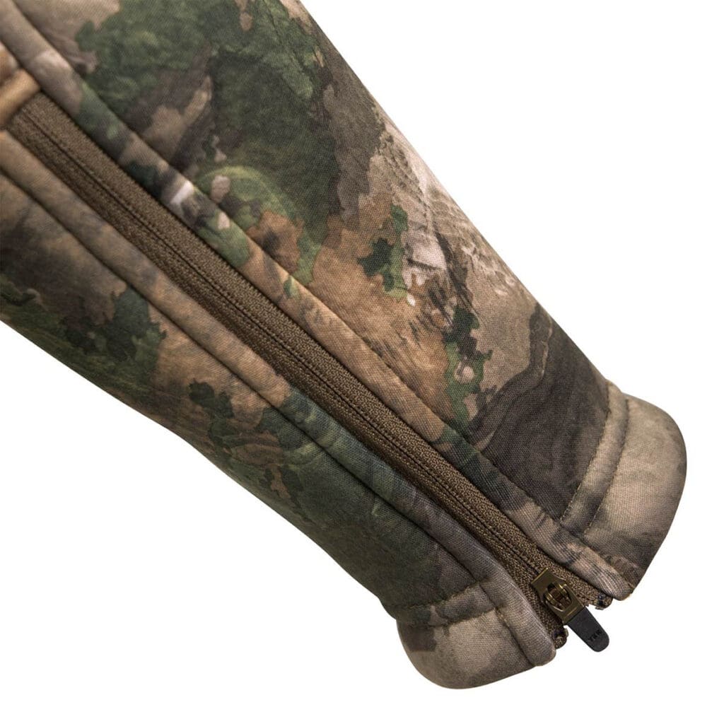Zippered sleeve cuffs with gusset